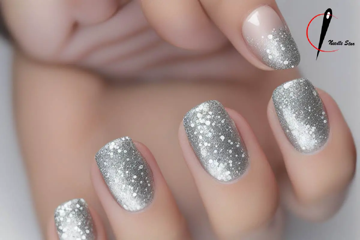 17+ Top Nail Colors for Your Silver Dress