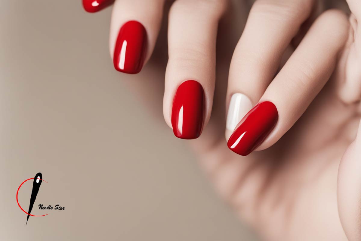 17+ Top Nail Colors for Your Silver Dress