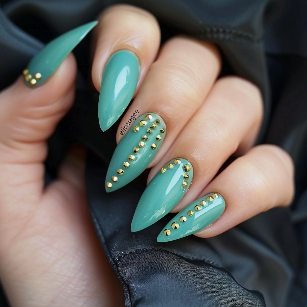 jade-green-nails-acrylic