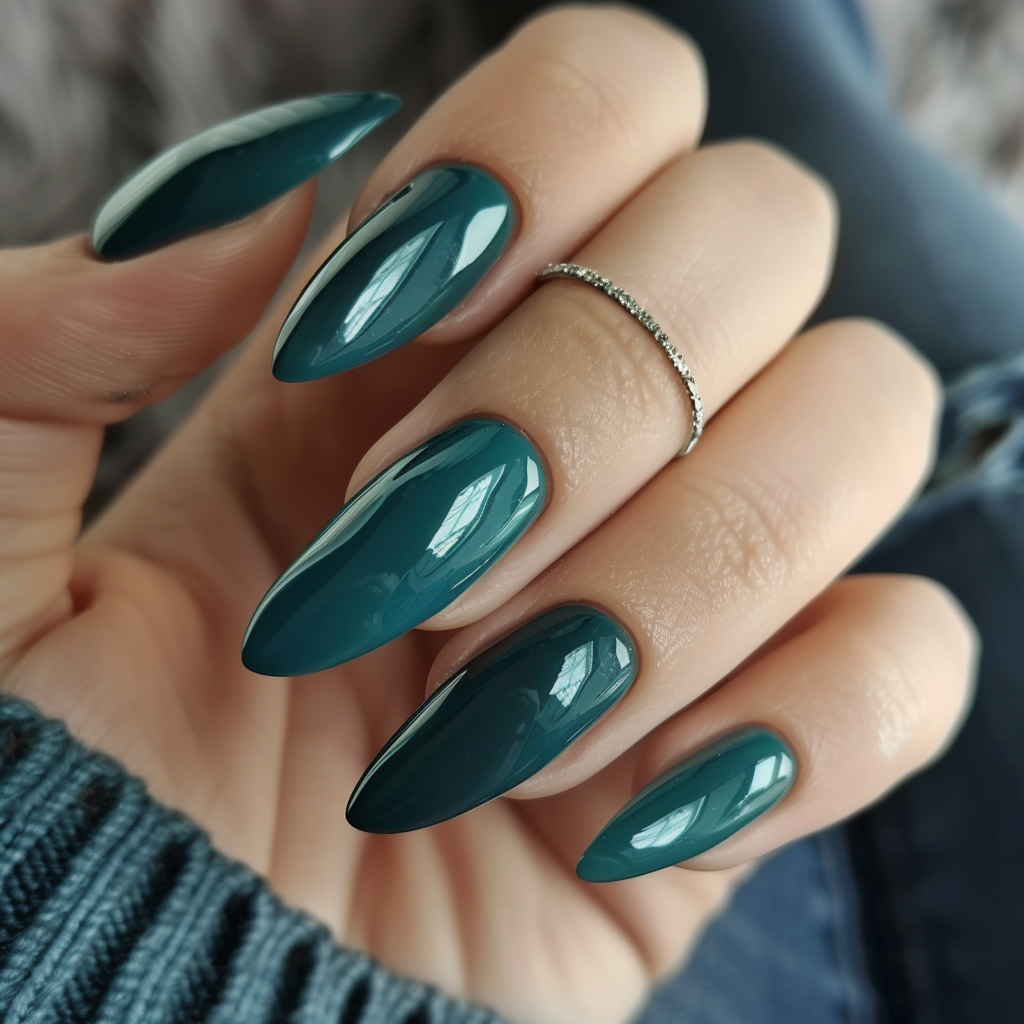 teal-nail-designs