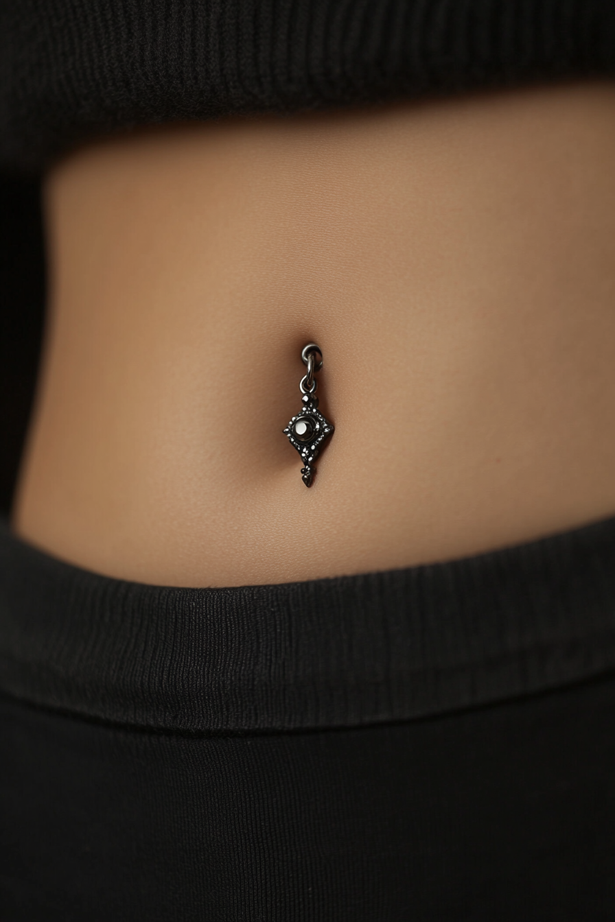belly button piercing